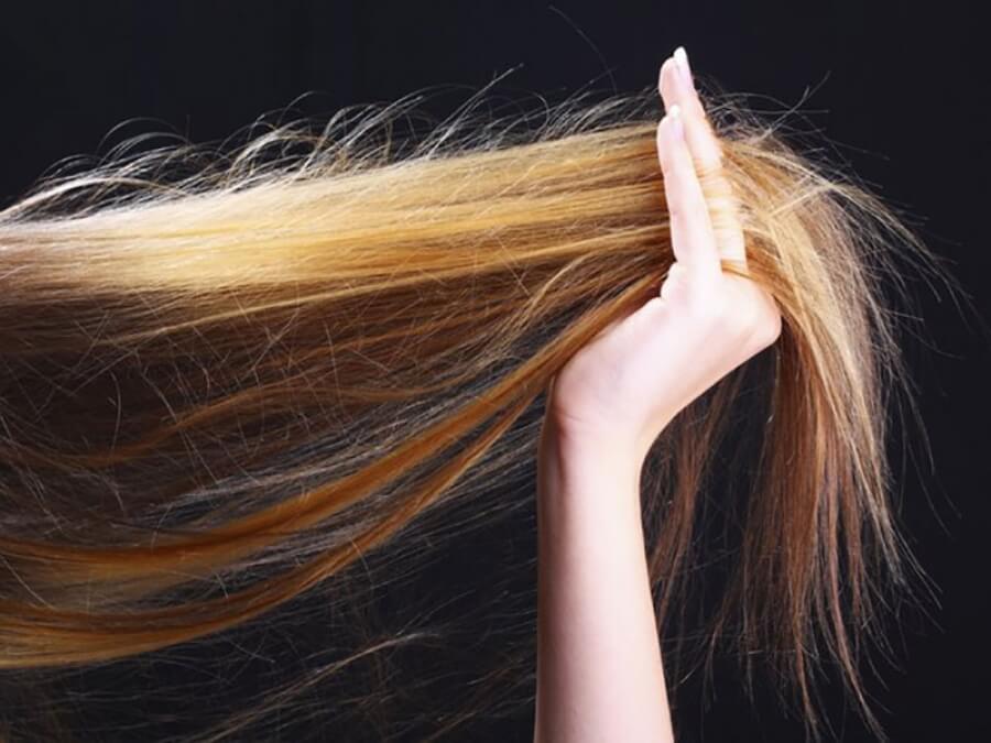the main image - mistakes that make hair thinner