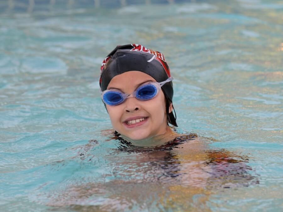 the main image - pool water chlorine cause hair loss