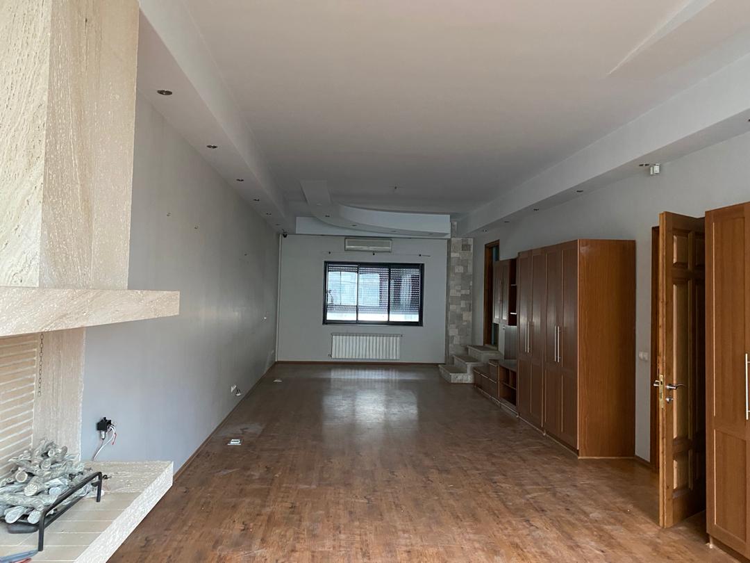 before renovation, photo 4, house in 157th street 