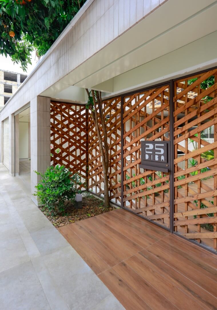 main entrance, photo of 170st. apartment project