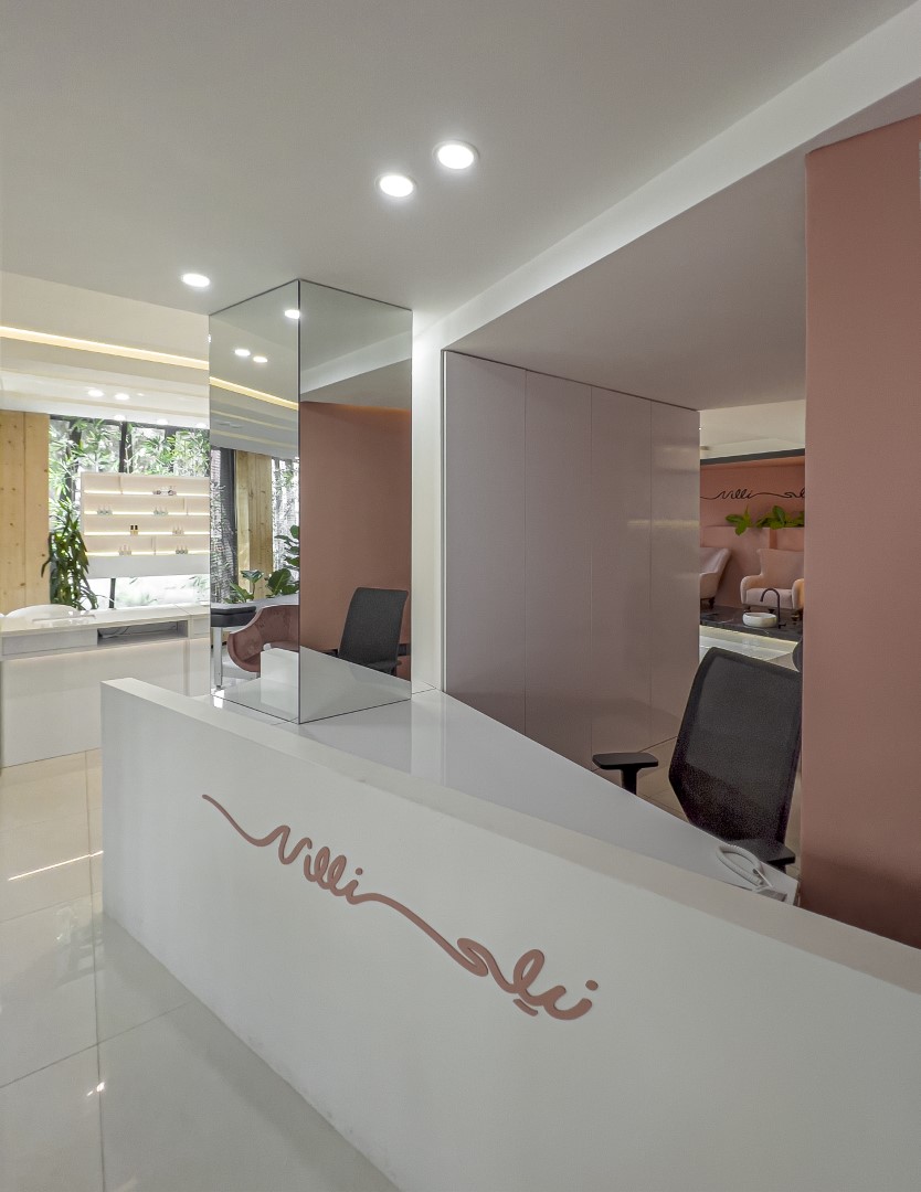 management desk, nilli beauty salon