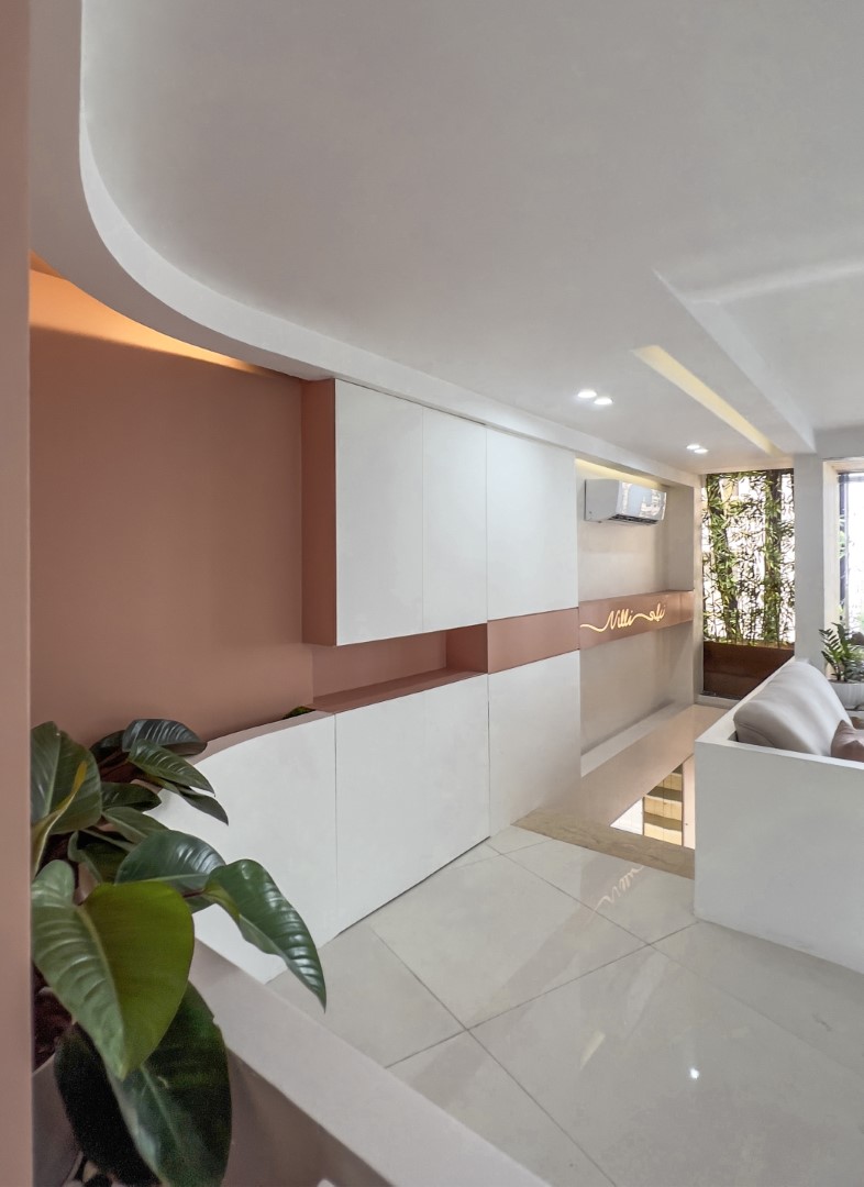 entrance, stairs, nilli beauty salon