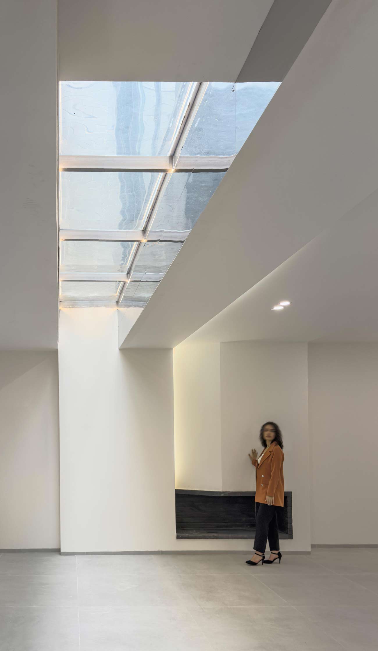 Penthouse at the Jameh-Chin (Pleated Veil) Apartment