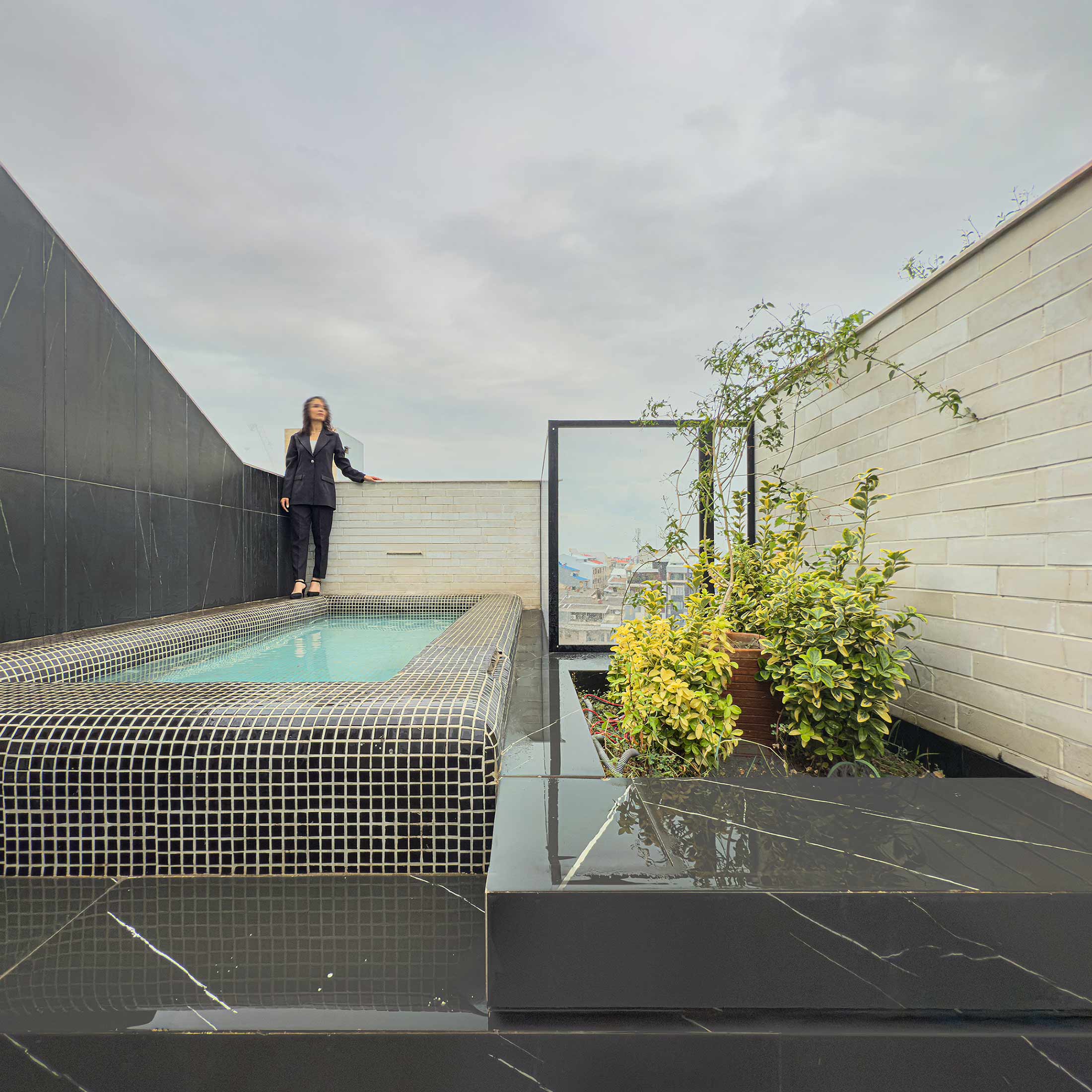 roof top pool, the Jameh-Chin (Pleated Veil) Apartment,100 St, Rasht, Iran