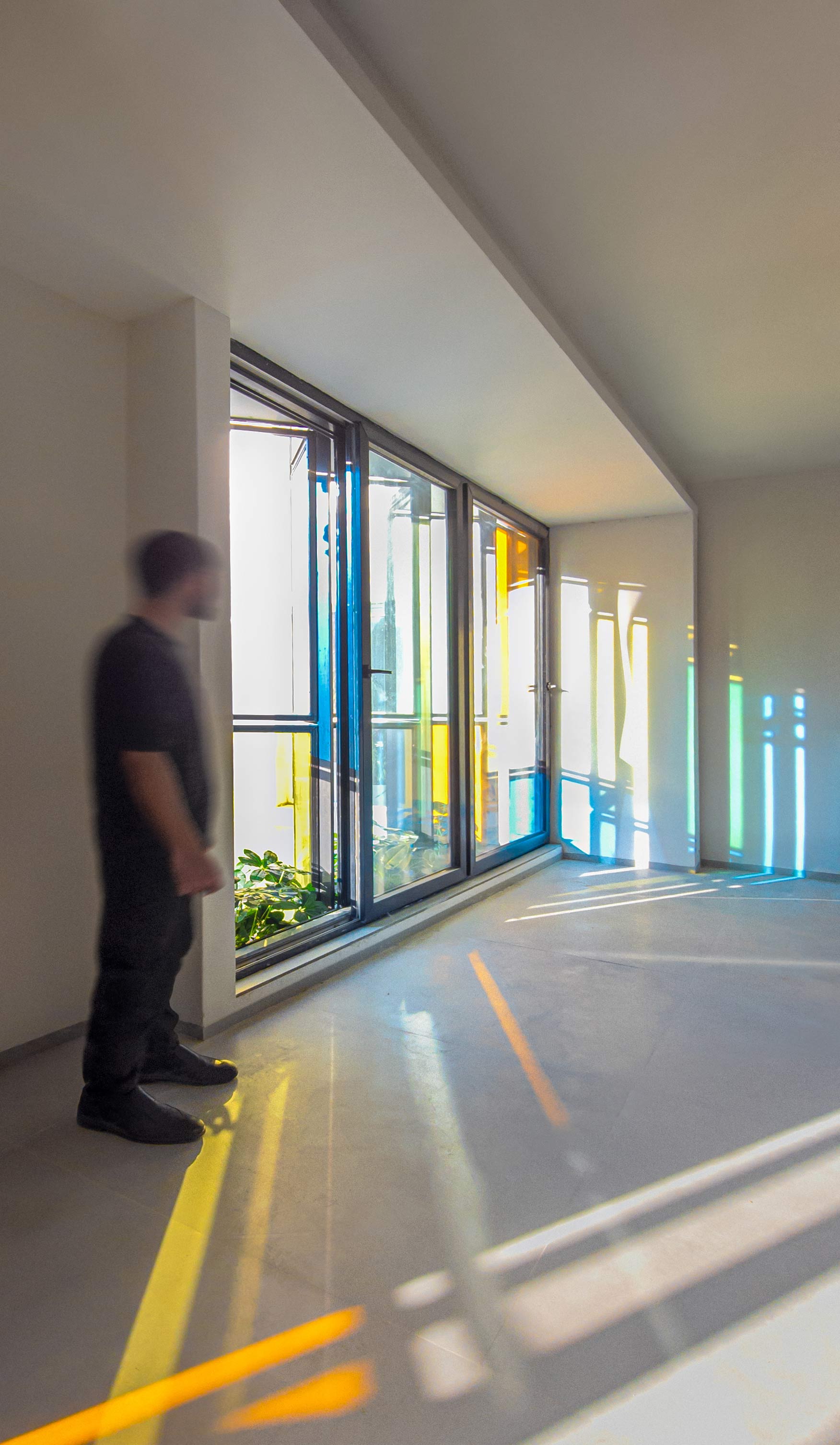 the main window,sun rays, the 1st through 4th floors, the Jameh-Chin (Pleated Veil) Apartment,100 St, Rasht, Iran