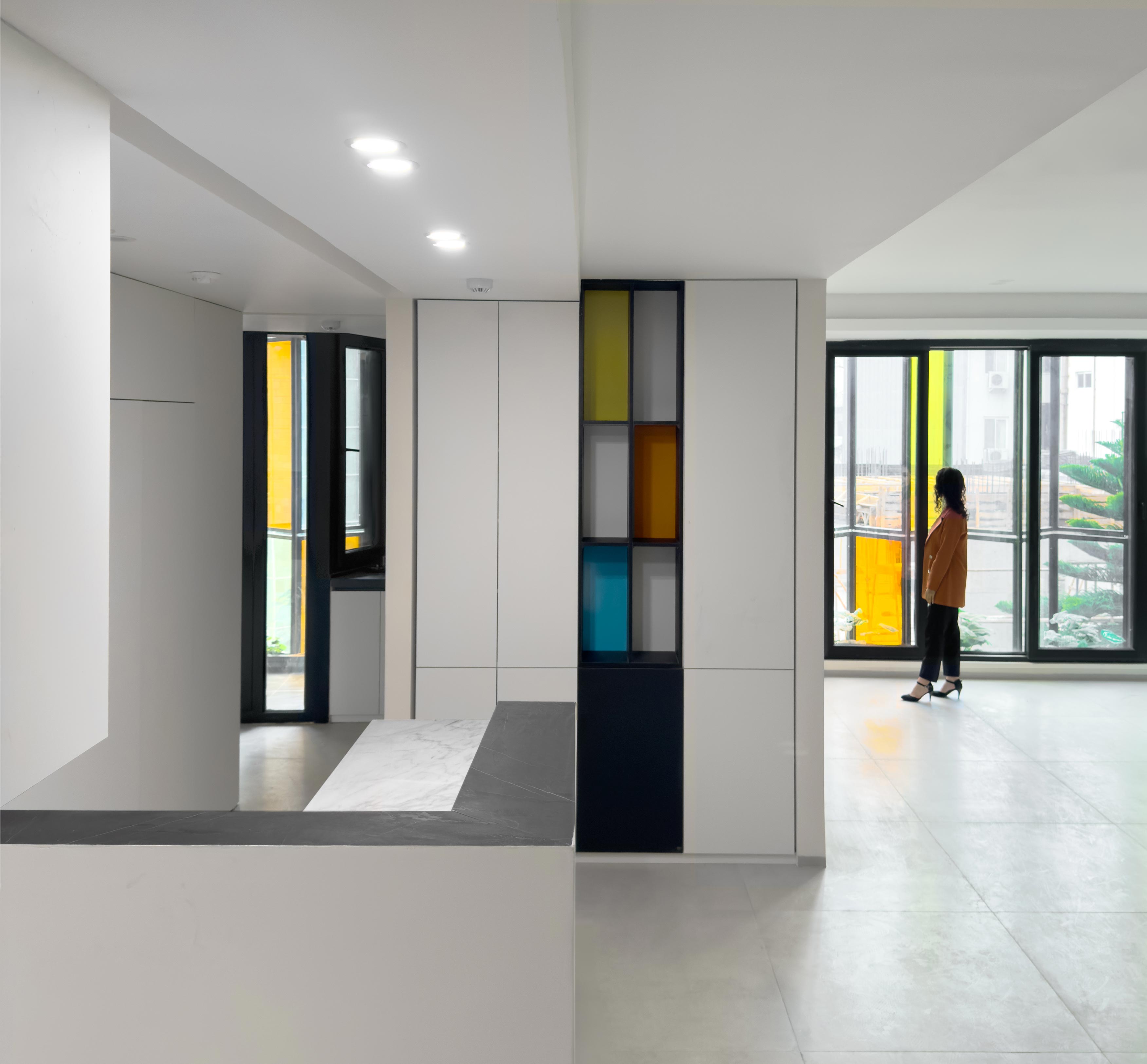 the kitchen and the main window, the 1st and 2nd floor, the Jameh-Chin (Pleated Veil) Apartment,100 St, Rasht, Iran