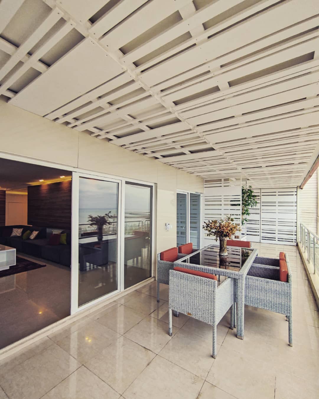 balcony, renovation of a unit in tavoos tower