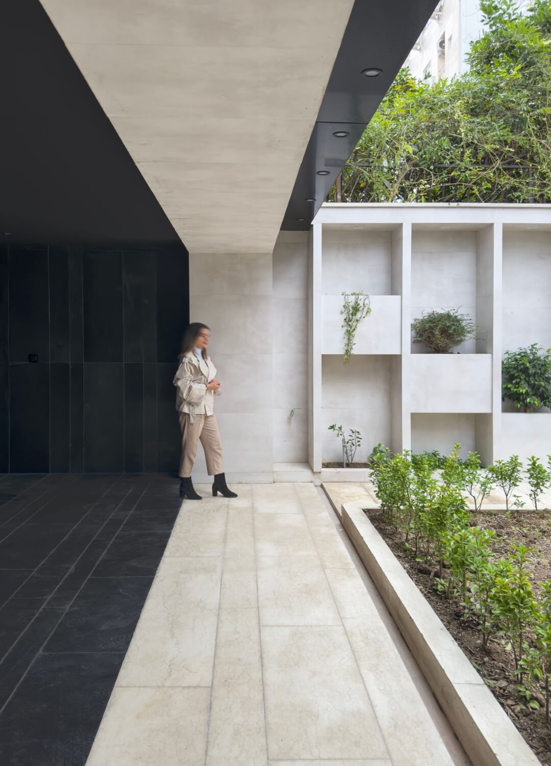 yard details, day, 93 st. residentail aratment, golsar, rasht, iran 