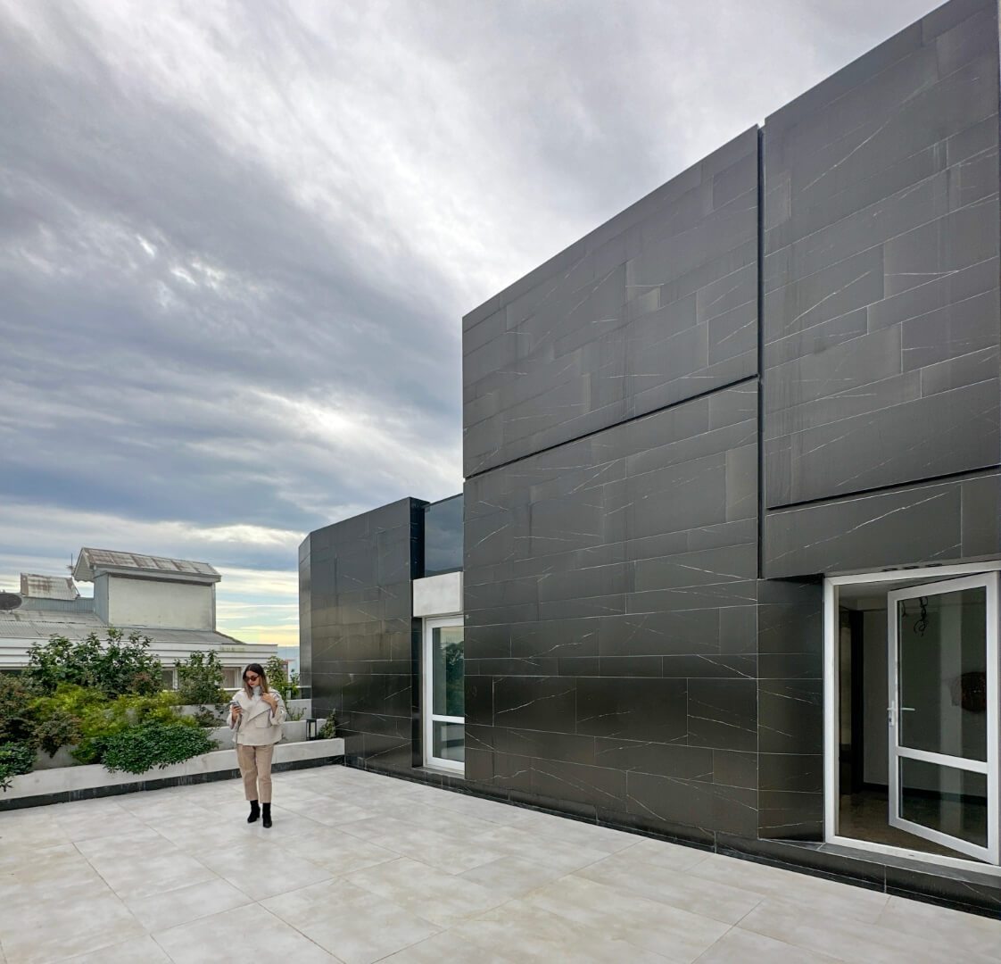 roof garden door, 93 st. residentail aratment, golsar, rasht, iran